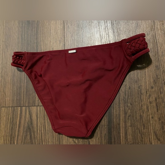 Junior’s Hollister Burgundy Braided Waist Swim Bottom XS - Picture 8 of 9